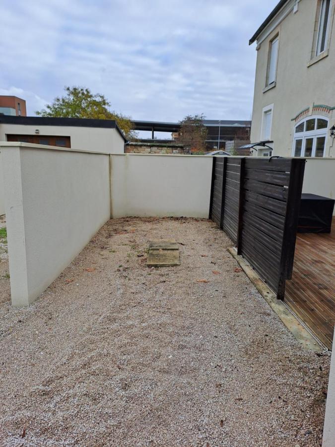 Bel Appartement Grande Terrasse Avec Parking A Dijon Exteriér fotografie